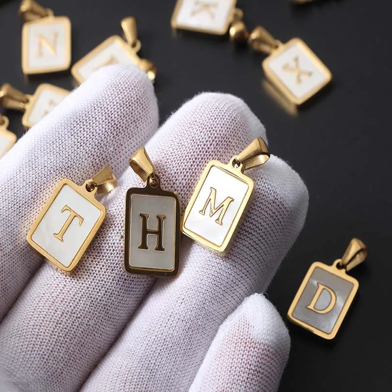 Hot Sales Stainless Steel 18K Gold Plated Initial Letters Shell Square Pendant for Necklace