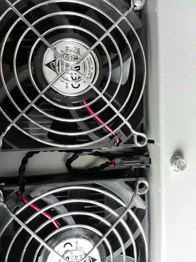 Top 1 Nigeria Wholesale Three Phase 380V Solar Pump Inverter 5.5kW 7.5kW Solar Pump Drive Solar Power Pump Inverter