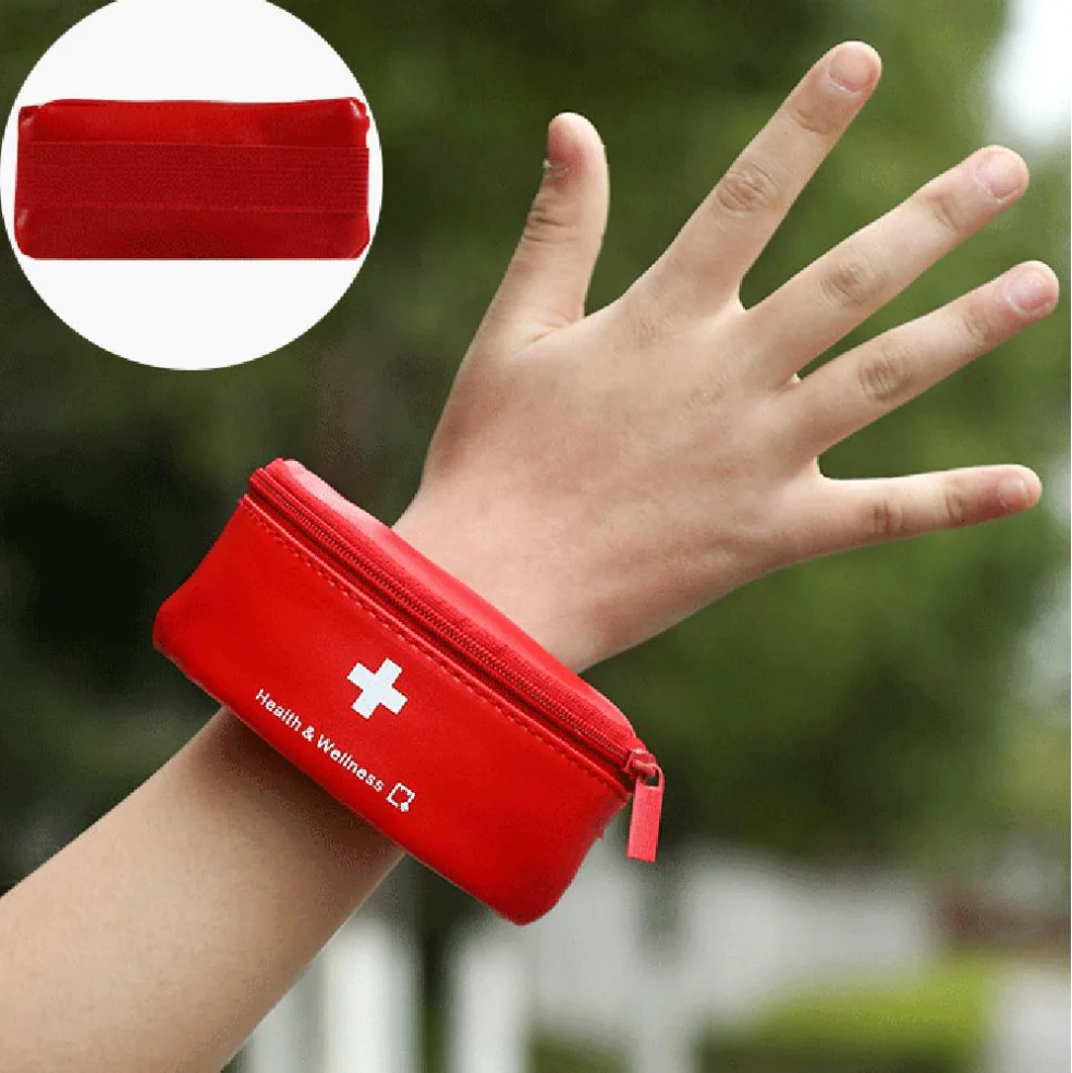 mini first aid kit .png