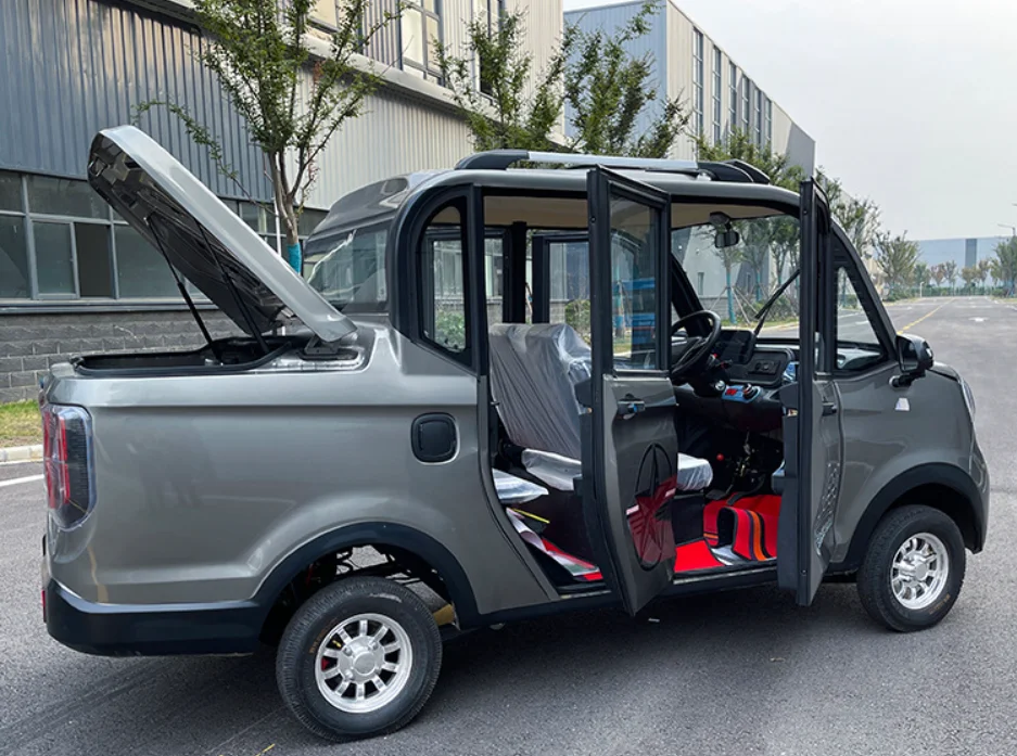 China Maker Portable Air Compressor Pump Car Tires  Promotion Low price Chinese brand high speed 4 doors electric car