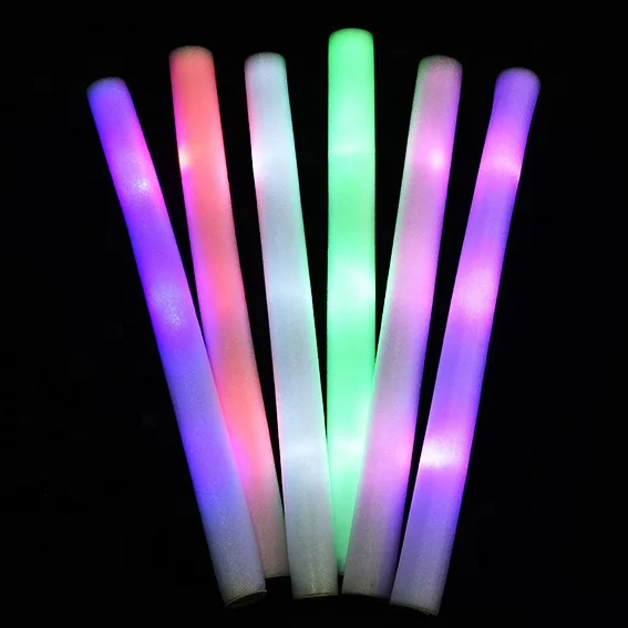 Красочные светодиодные светящиеся палочки RGB пенные для бодрствования Темный в ночном свете рождественские принадлежности дня рождения и свадьбы