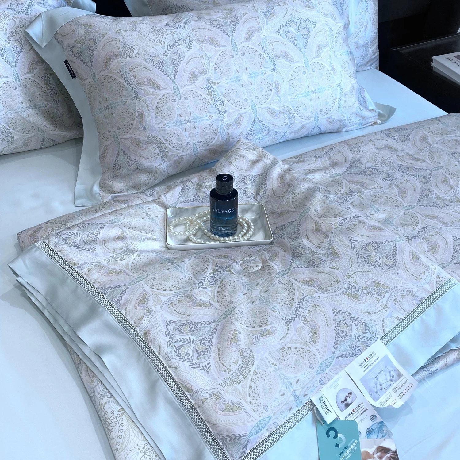 Good Quality Tencel Bedding Set Hot Sell Duvet Cover Set Printed Pillowcase Sheet Set 100% tencel blanket