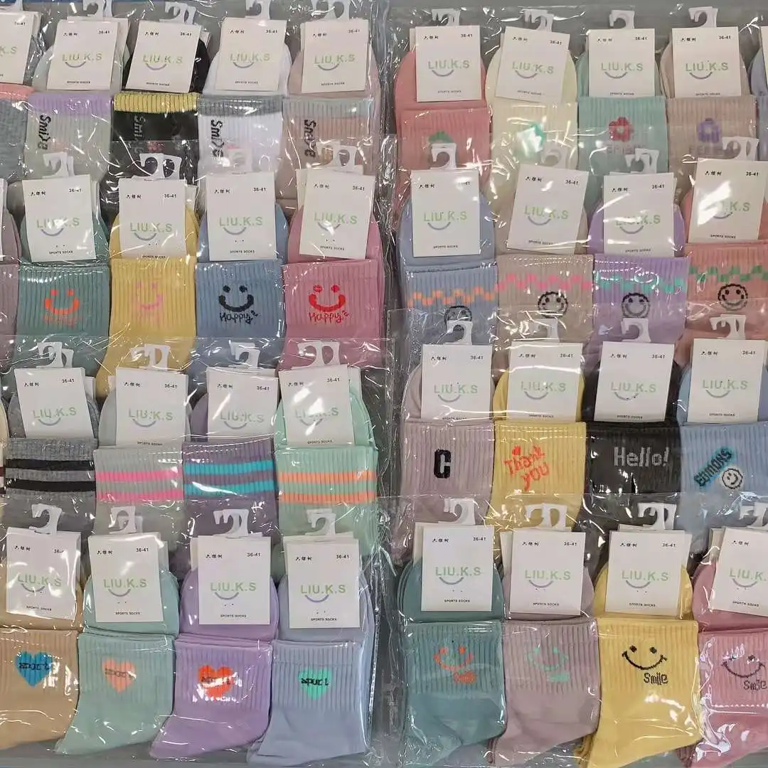 HY-1961 Wholesale Stocked  Crew Socks Women Girl  Mixed Colors Randomly Woman Stockings with low price