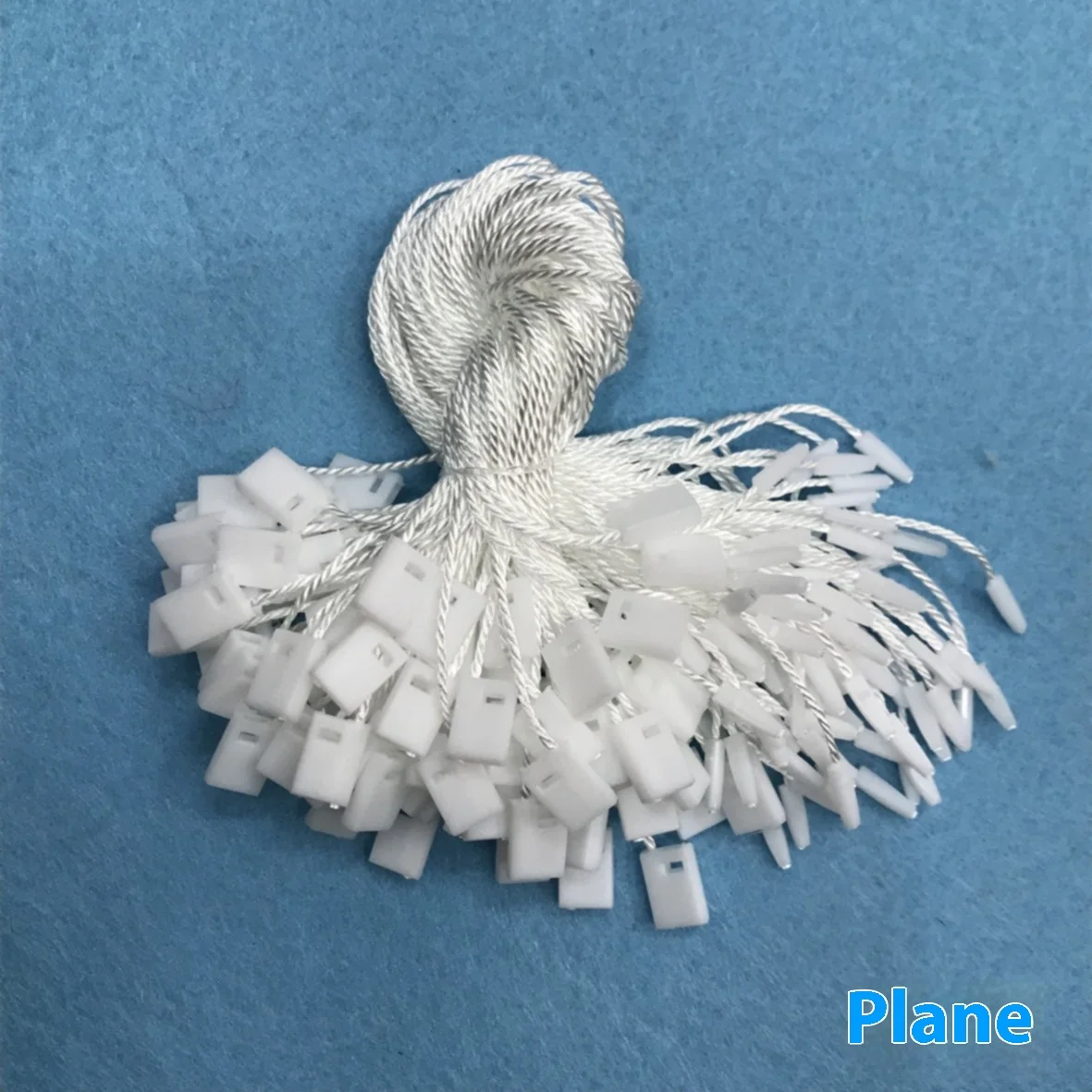 Chinese Made Custom Wholesale Clothing Hanging Capsules Custom Size Square Tag Hang Tag Loop Small Hanging Capsules