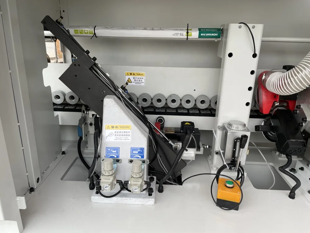 Automatic Edge Bander for Wooden Furnitures Processing PVC Edge Banding Machine with CE Certificate