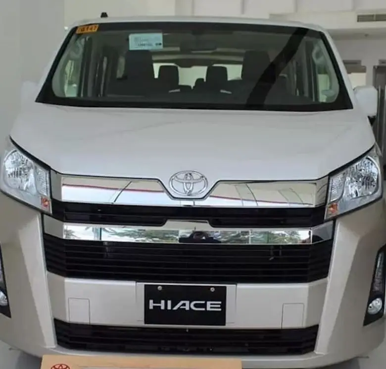 2022 Toyota Hiace GL Grandia Tourer 2.8L Diesel 2WD A/T