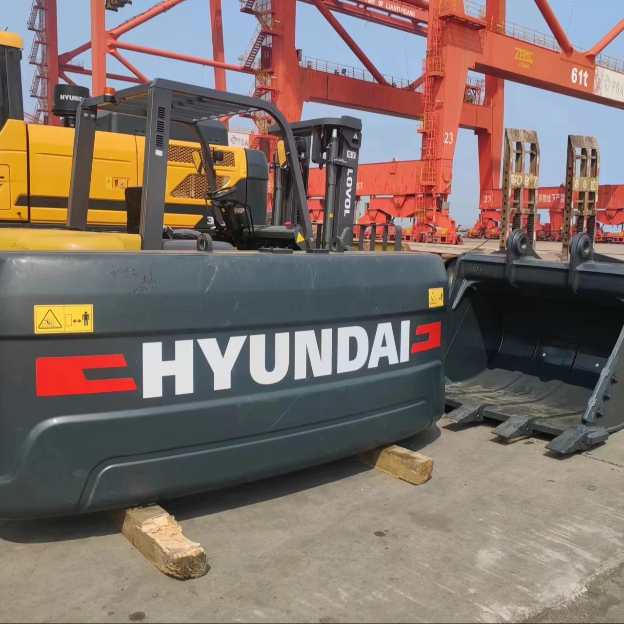 crawler excavator 22Ton  220LC-9S HX220 HD HX340 Hyundai R220LC-9 R245 R275