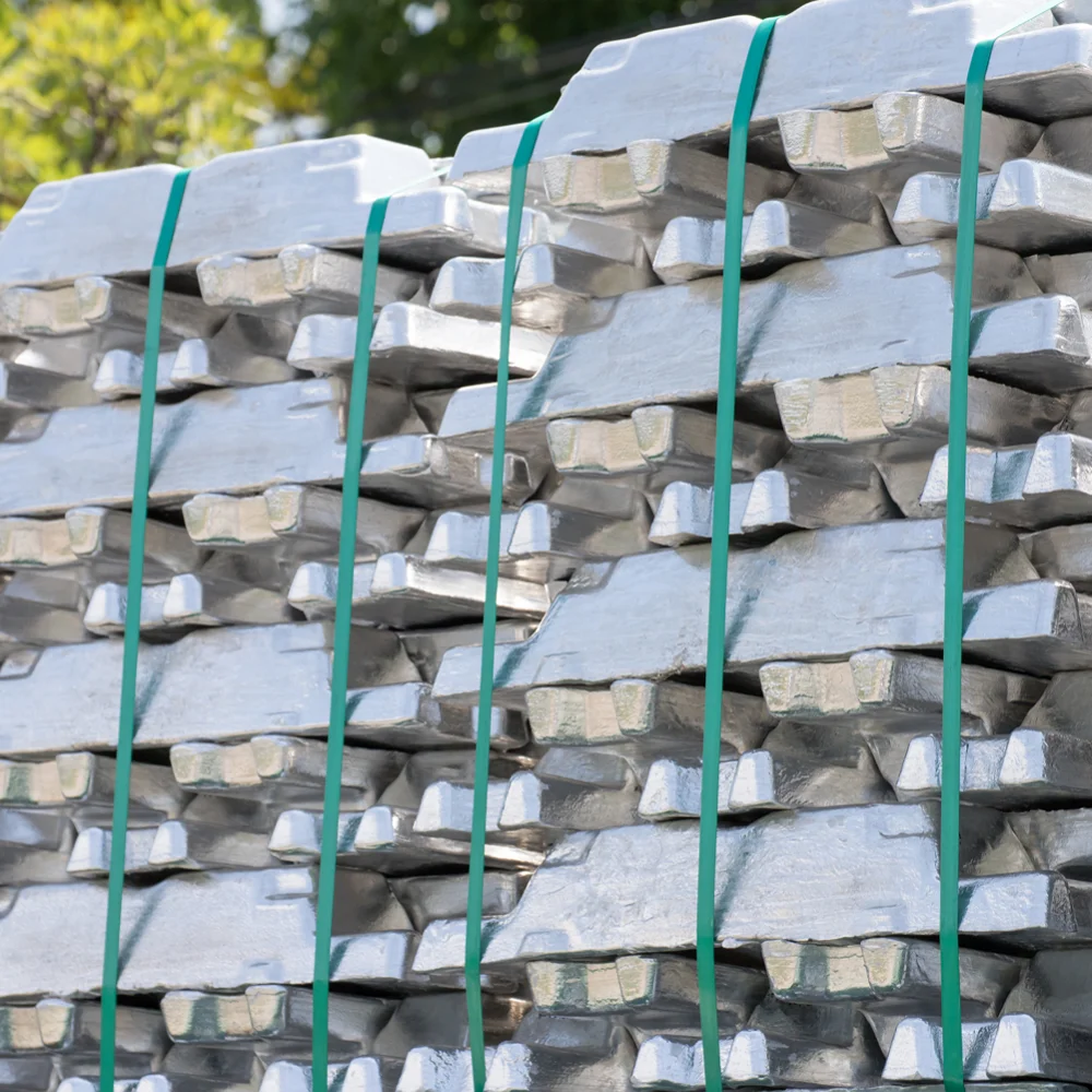 The factory sells the best quality aluminum alloy zinc ingots, aluminum ingots, 99.9% aluminum alloy ingots