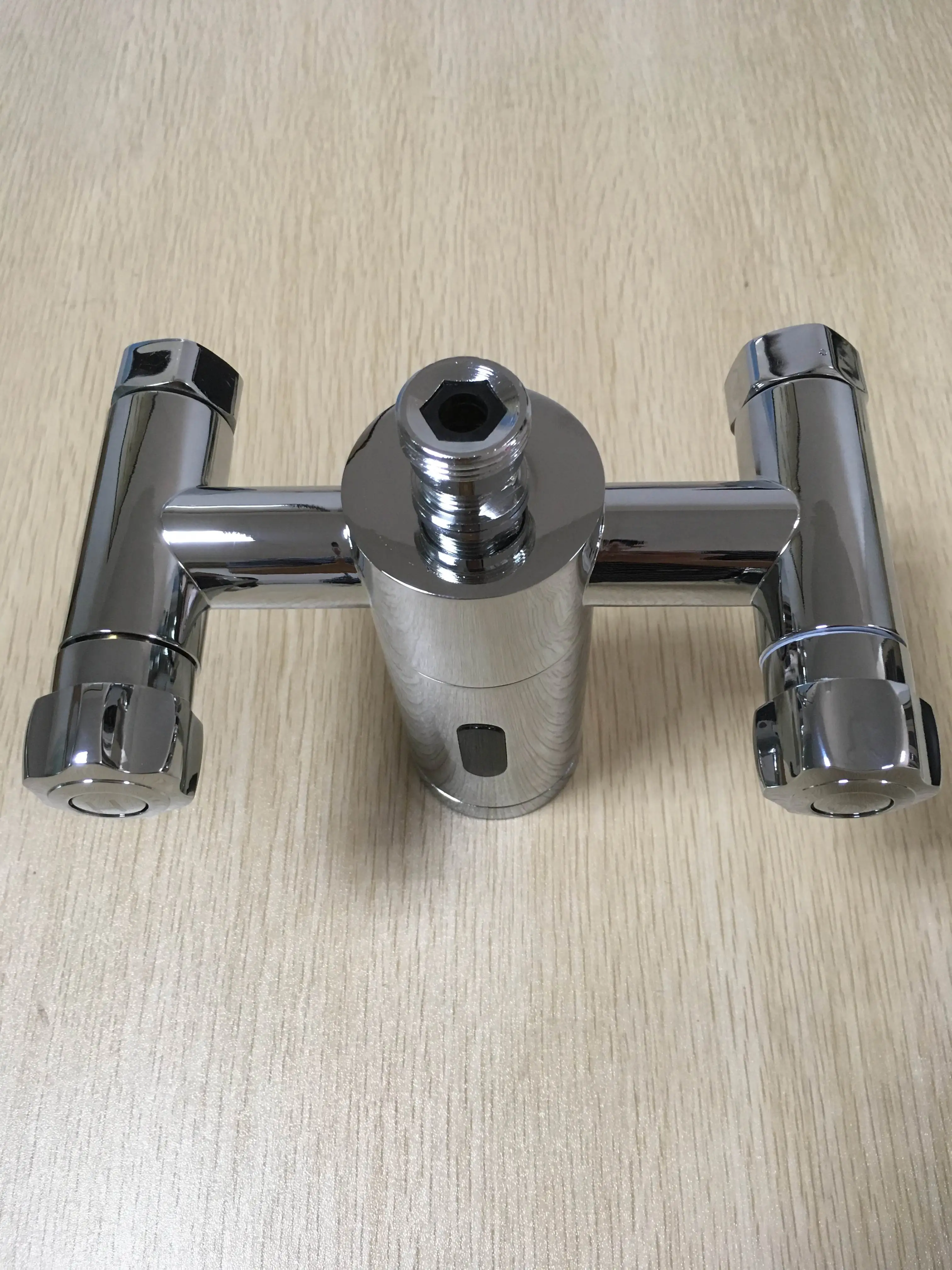 Touchless Brass Bath Shower Non-contact Automatic Sensor Shower HY-618D