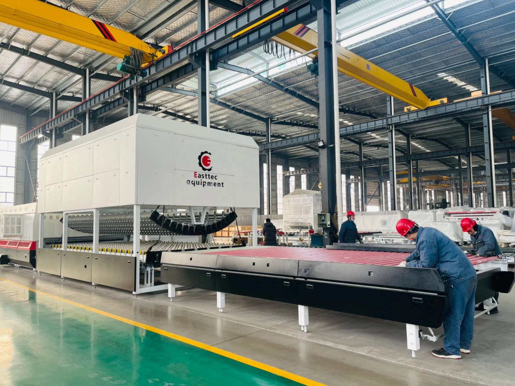 2025 Latest Models Flat And Bend Glass Melting Furnace Continuous Glass Tempering Machine Furniture Architecture Glass shower