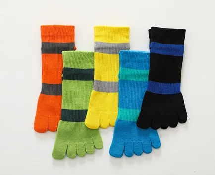 New Fashion Breathable Colorful Stripes Cotton Customized Men Five Toe Ankle Socks Sports Wholesale