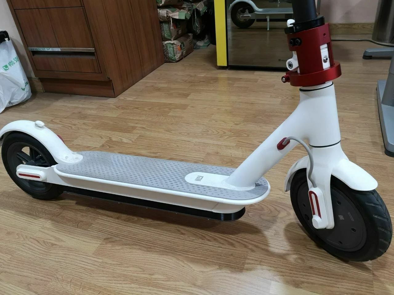 IAI Mechatronics Metal Folding Fixer Holder Pole Base for Xiaomi E Scooter Accessories  M365/ Pro