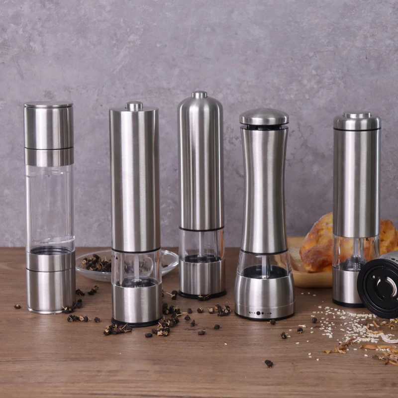 Amazon Hot Selling Electric Salt and Pepper Shaker Ceramic Grinder,Battery Operated Stainless Steel Salt&Pepper Shakers Mill Set