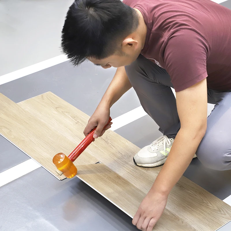 waterproof wood grain 4mm 5mm 6mm 7mm 8mm pvc click lock spc flooring lvp flooring vinyl plank luxury vinyl flooring with IXPE