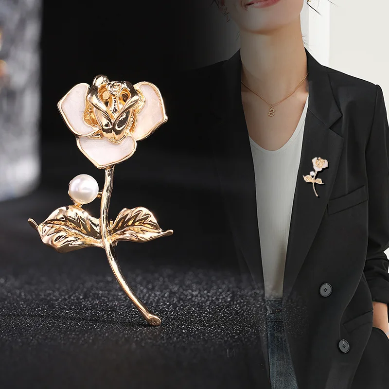 Hot sale Gold Brooch Pin Buckle Suit Fastening Advanced Collar Pin Clothing Accessories Corsage Brooches