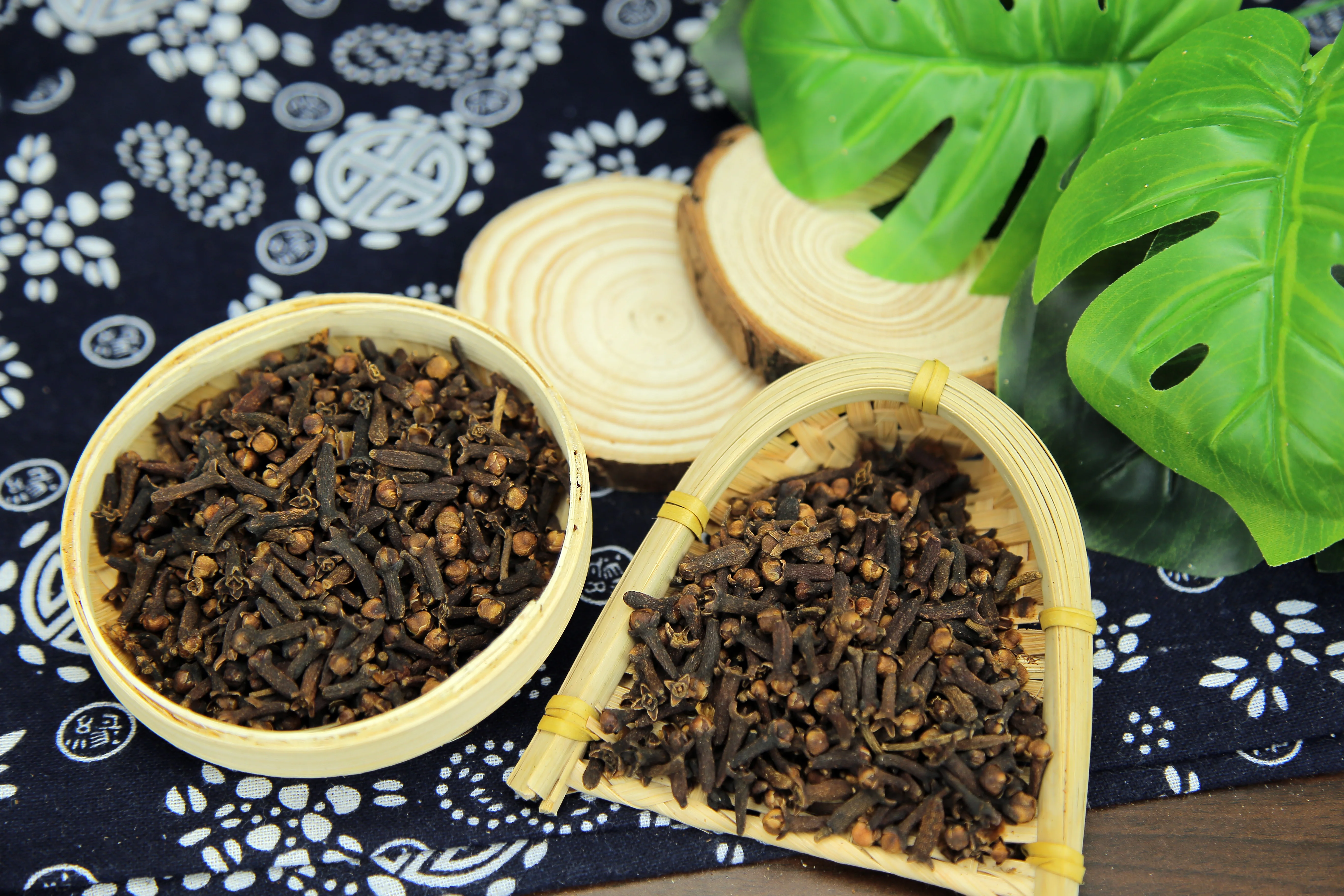 Wholesale Prices Products Fully Organic Whole Clove For Spices And Multi Purpose Usable Clove