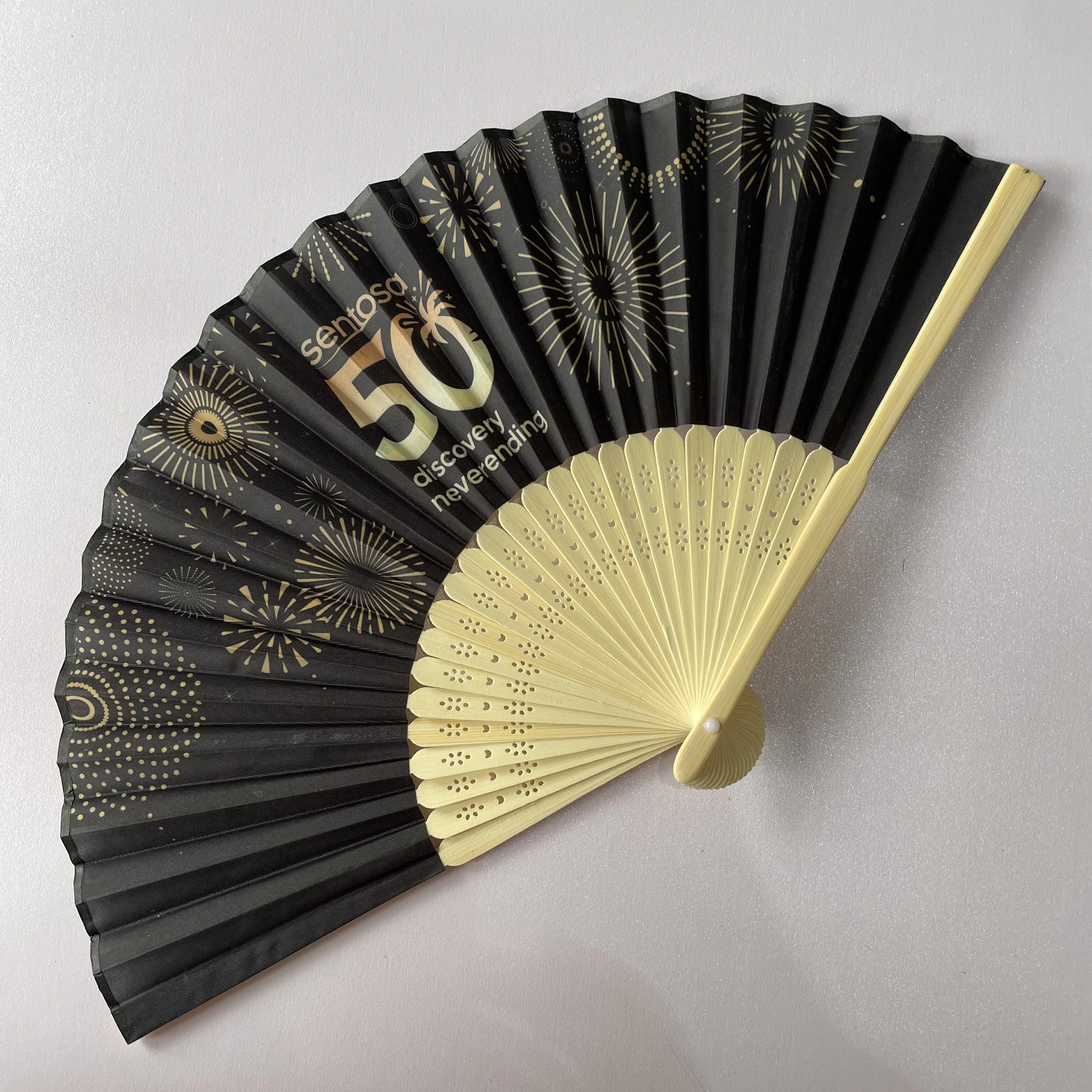 Популярная заводская цена индивидуальный аниме-веер из бумаги Ручной Веер с логотипом веер бумажной ткани для рук диффузной выставкой