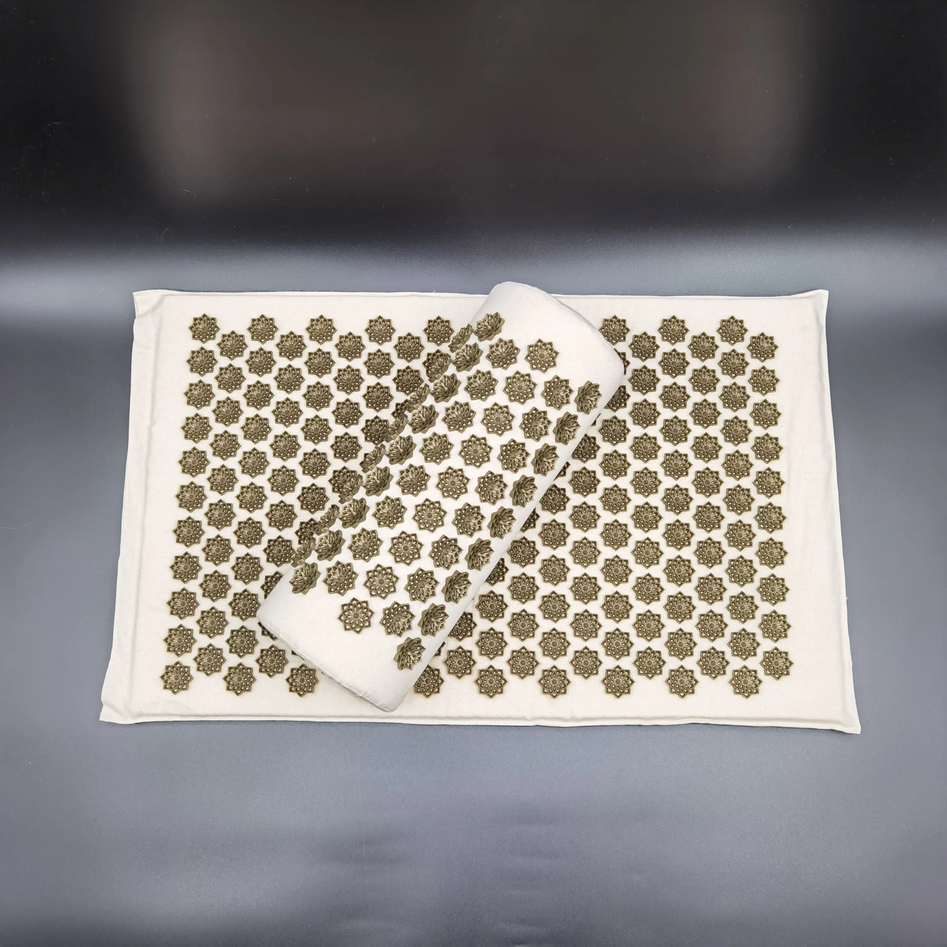 Eco Friendly Natural Cotton Acupuncture Mat with Pillow Set Shakti Yoga Mat for Back Massage New Acupressure Mat