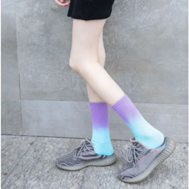 Wholesale Funny Novelty Fashion Colorful Socks Cool Crazy Skateboard Tie Dye Crew Slouch Socks
