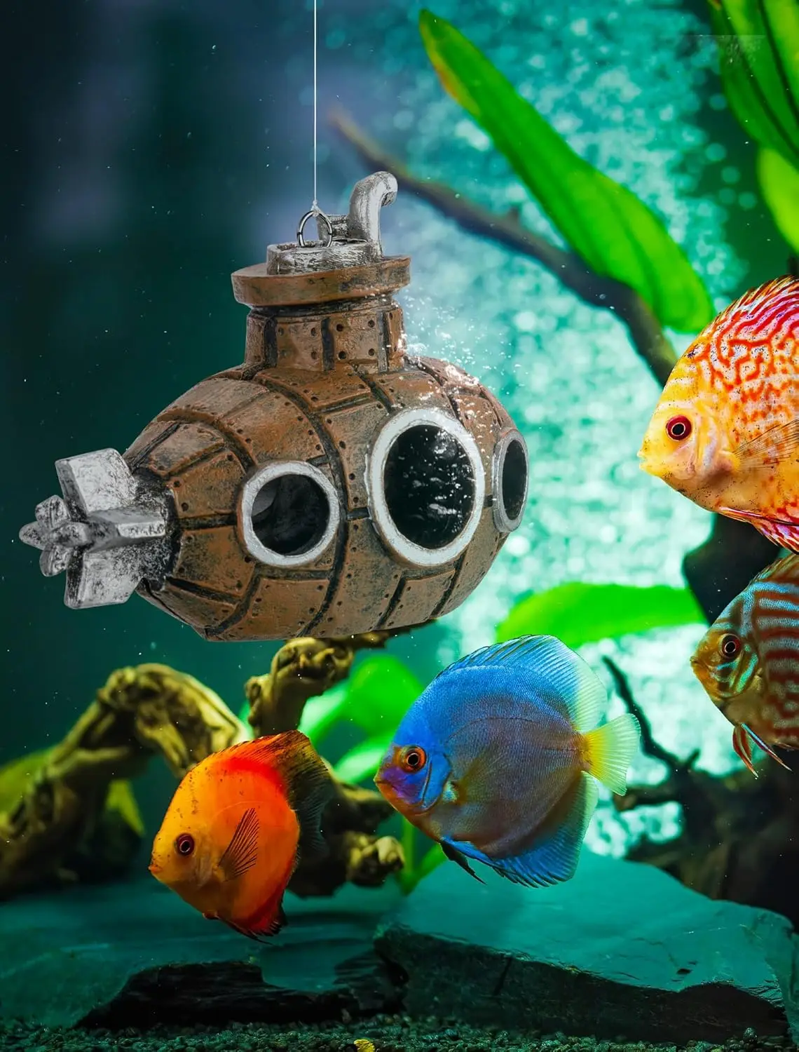 Floating Fish Tank Decoration, Little Cute Retro Submarine Aquarium Decoration with Two Float Balls