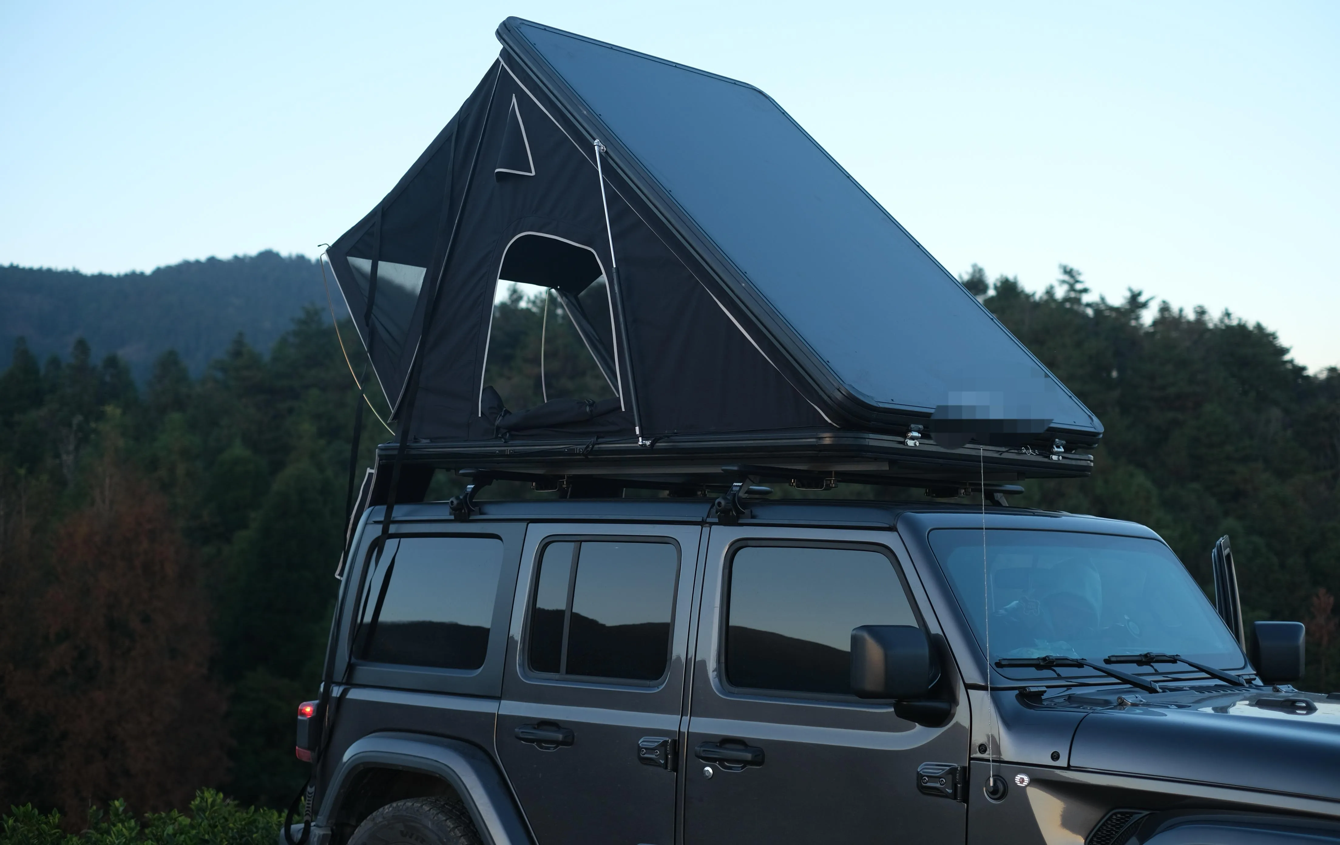 High Quality Canvas roof tent Extra large space Triangle Clam shell Hard tents for car