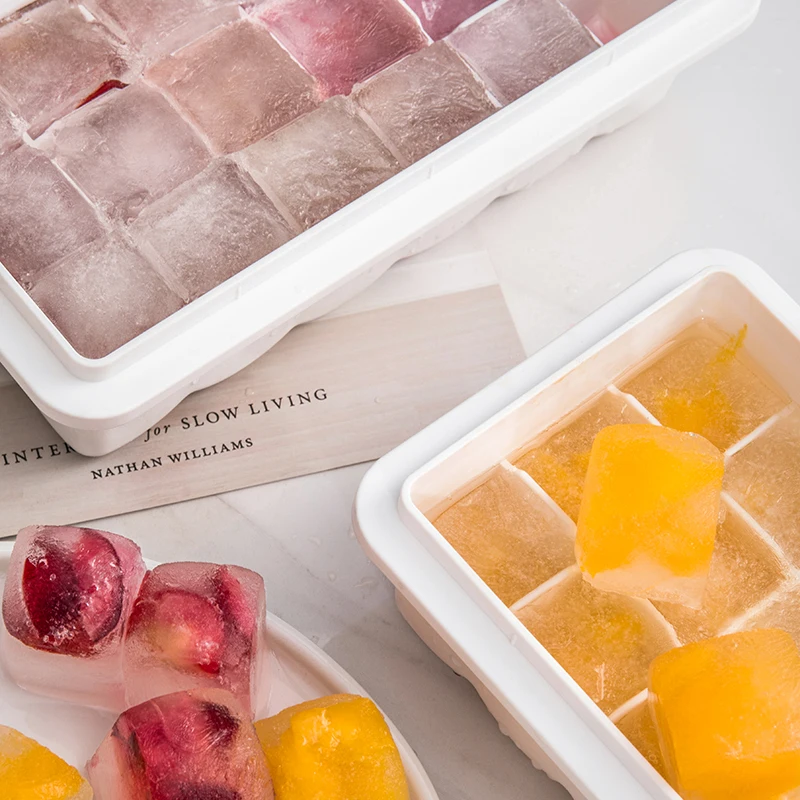 Customized plastic artificial ice cube plastic ice cubes