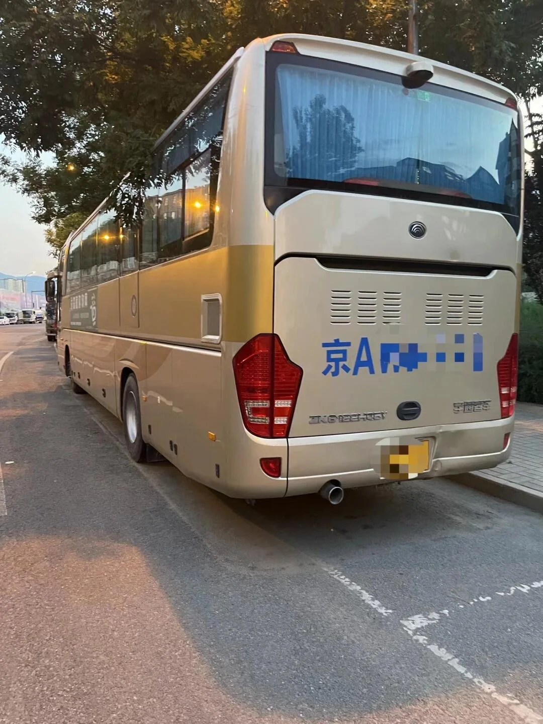 Хит продаж Подержанный автобус Youtong Hyundai 54-местный автобусный автомобиль используемый для продажи