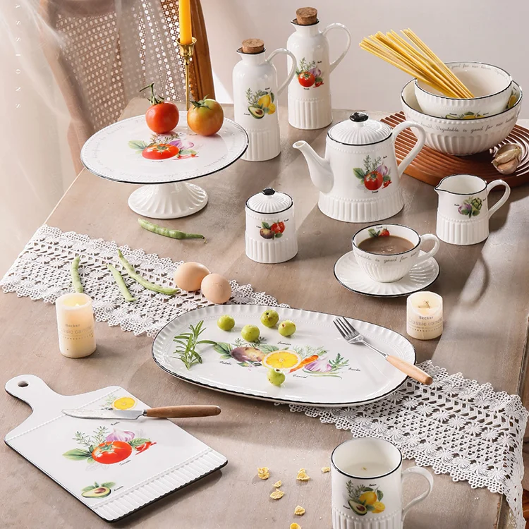 Family customized decal korean luxury porcelain dinner plate unique restaurant modern set ceramic dinnerware sets for 6 people