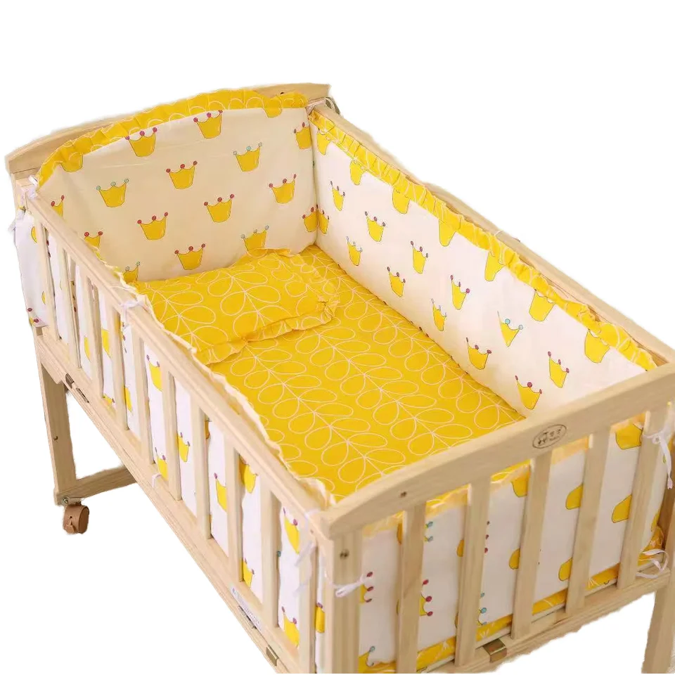 Customizable Modern White Solid Wood Crib Multifunctional Baby Bedroom Furniture Bedding Set for Children
