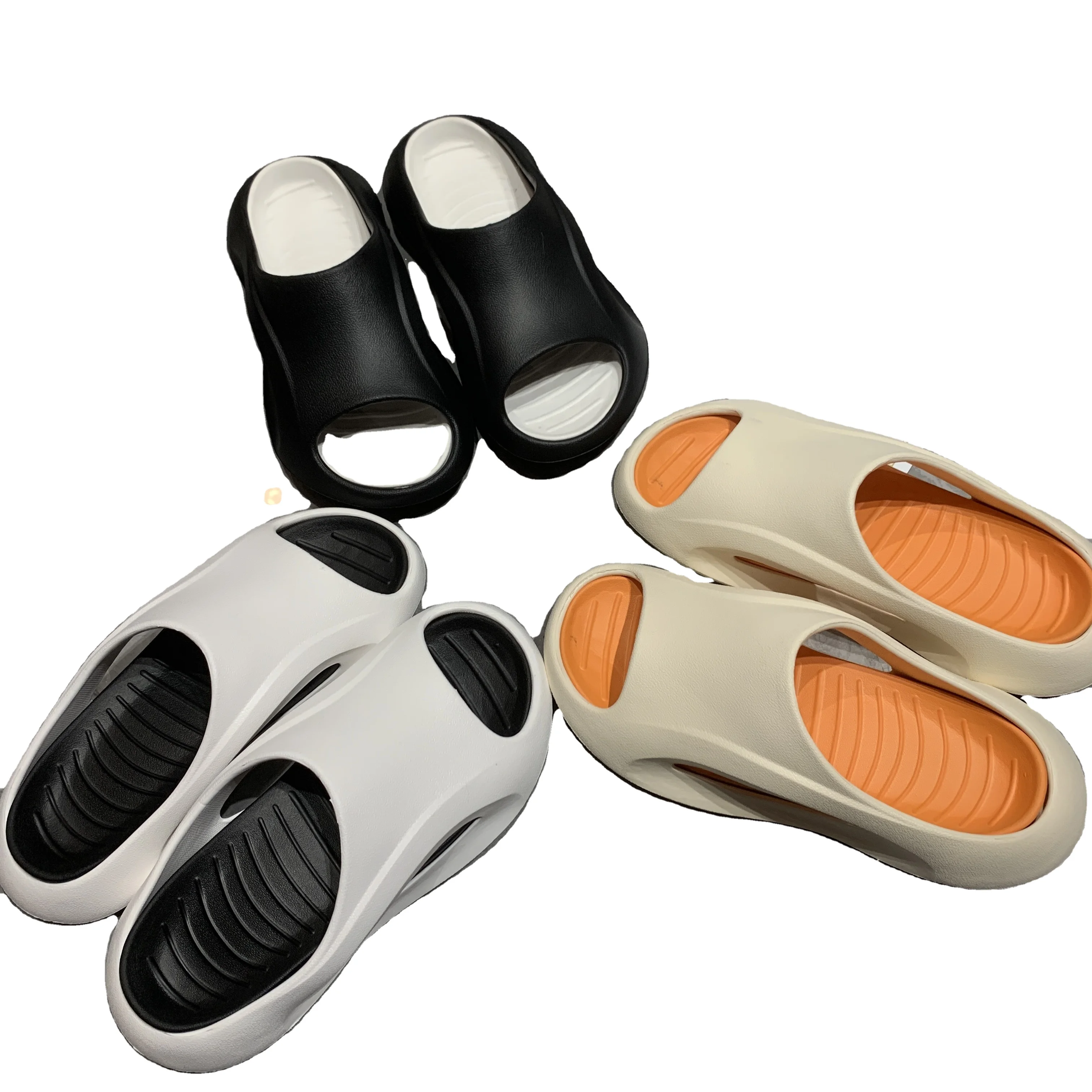 2023 Тапочки для ванной на толстой подошве Нескользящие женские сандалии с мягкой подошвой в елочку-покупайте заказ логотипом Desi