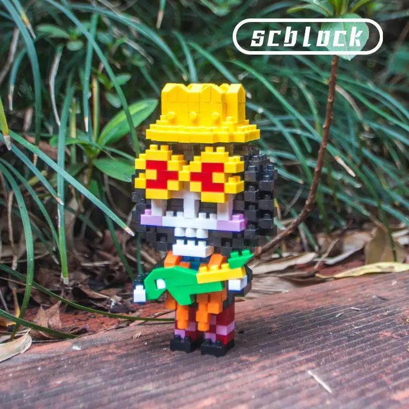 Mini DIY Toys Figurine 1 PIECE ZORO ACE LUFFY NAMI CHOPPER BOA SANJI LAW Building Bricks PVC Anime Figure for Kids