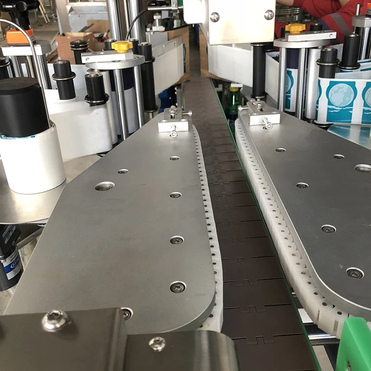 Automatic Stickers Flat Bottle Double Sided Labeling Machine For Square Bottles