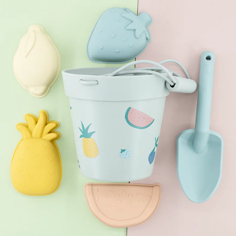 wholesale organic beach bucket and toys silicone summer sand bucket beach baby toys