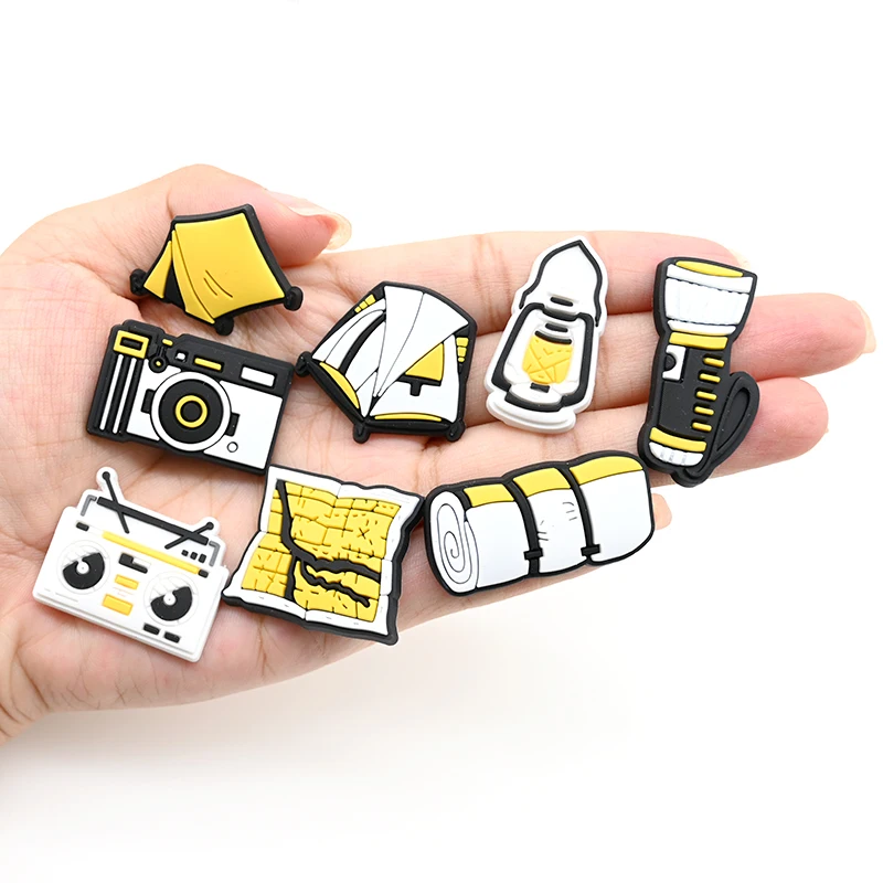 Wholesale 2024 New 8mm Camping Style Drink Spiking Prevention Cover Portable Straw Silicone Straw Openable