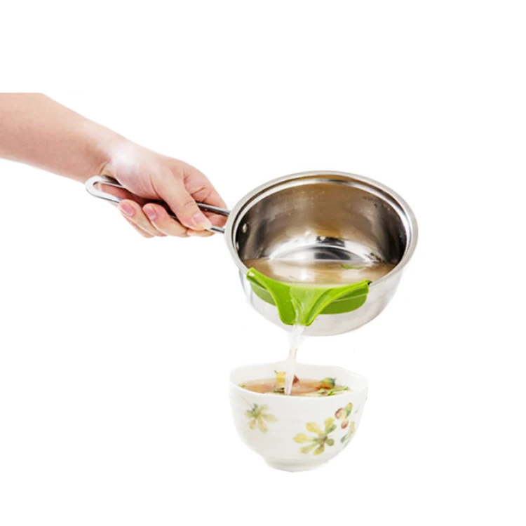Cheap Kitchen Accessories Anti-spill Silicone Slip On Pour Soup Spout Funnel For Pots Pans And Bowls Kitchen Gadgets