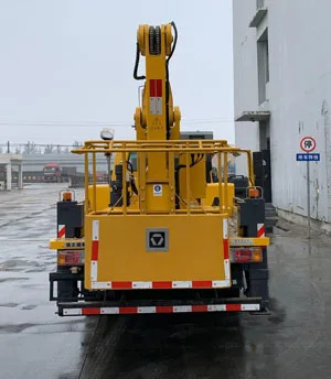 Грузовик с воздушной платформой DONGFENG