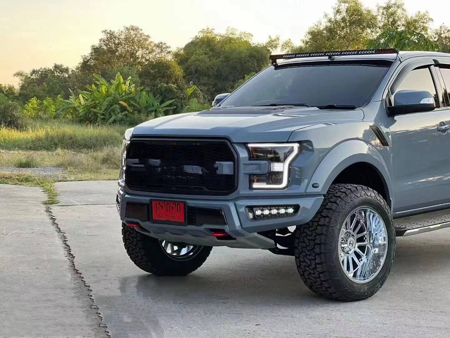 Front bumper kit Body kits Accessories for ranger T6 T7 upgrade to F150 Raptor body kits fit for Ranger