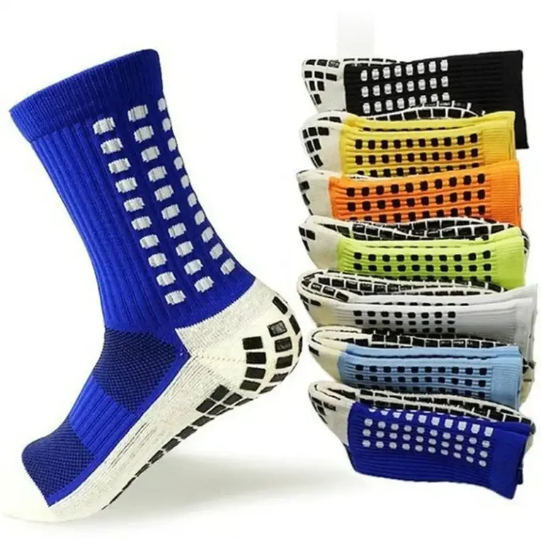 Custom Made Socks High Quality Running Cycle Athletic Socks Football Anti Slip Grip Soccer Men Sports Socks