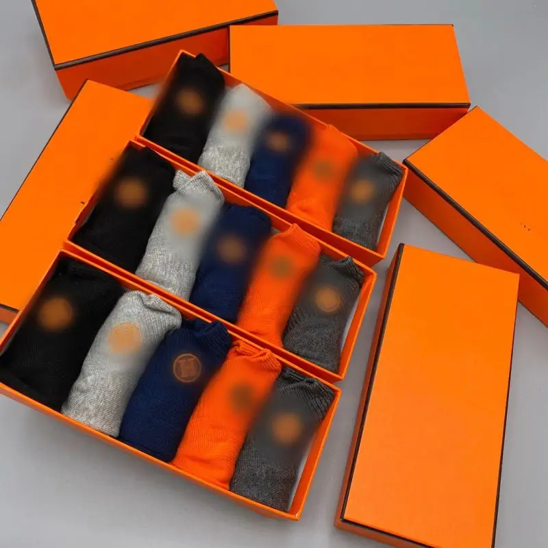 Factory Summer Wholesale Designer Famous Brand Luxury Unisex Socks Graphic Custom Casual Football Socks 5 Pairs Of Gift Boxes
