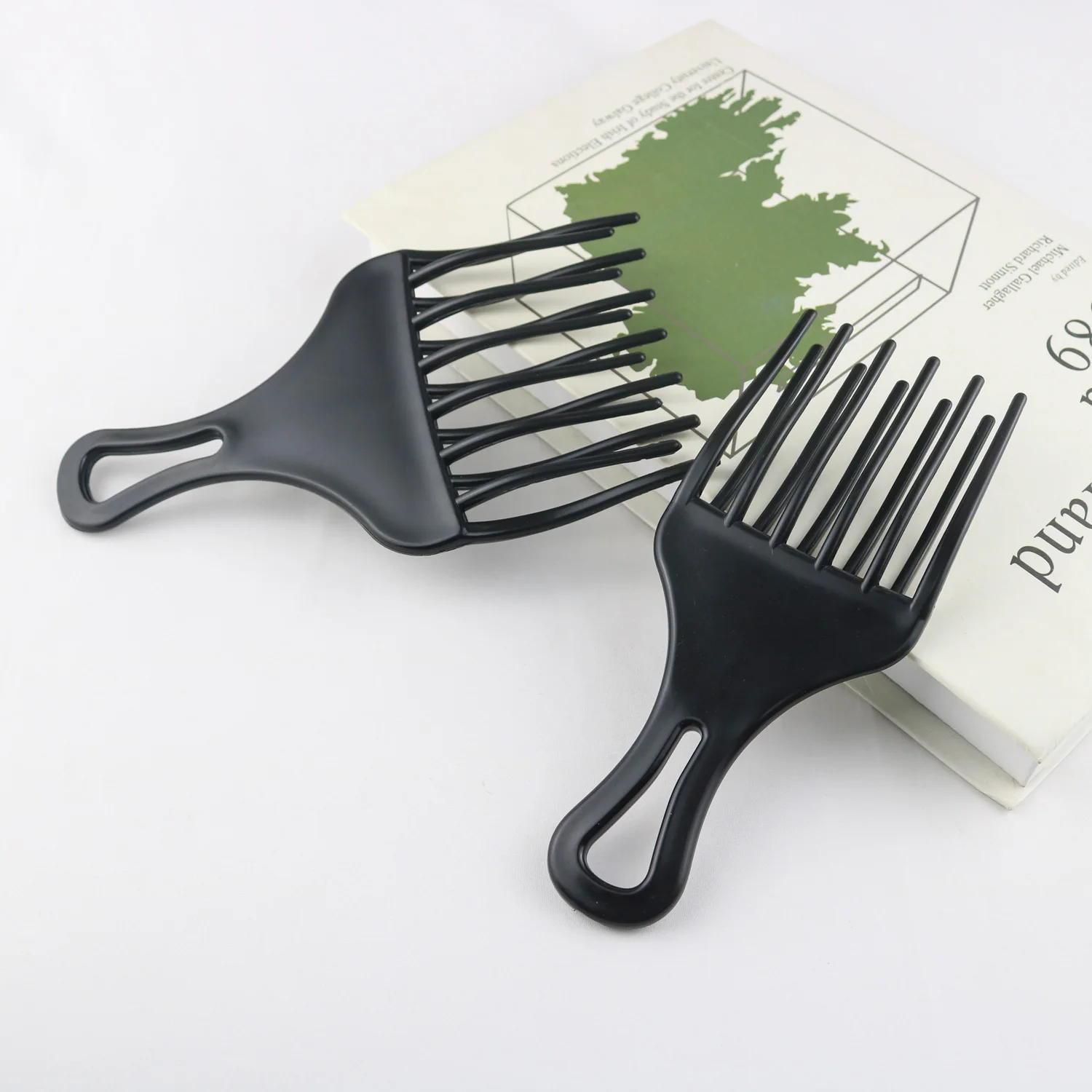 Hair Pick Afro Comb Double Fist Pick Large & Small Plastic Afro Pick Comb Detangle Wig Braid Hair Lift Comb Hair Styling Tool