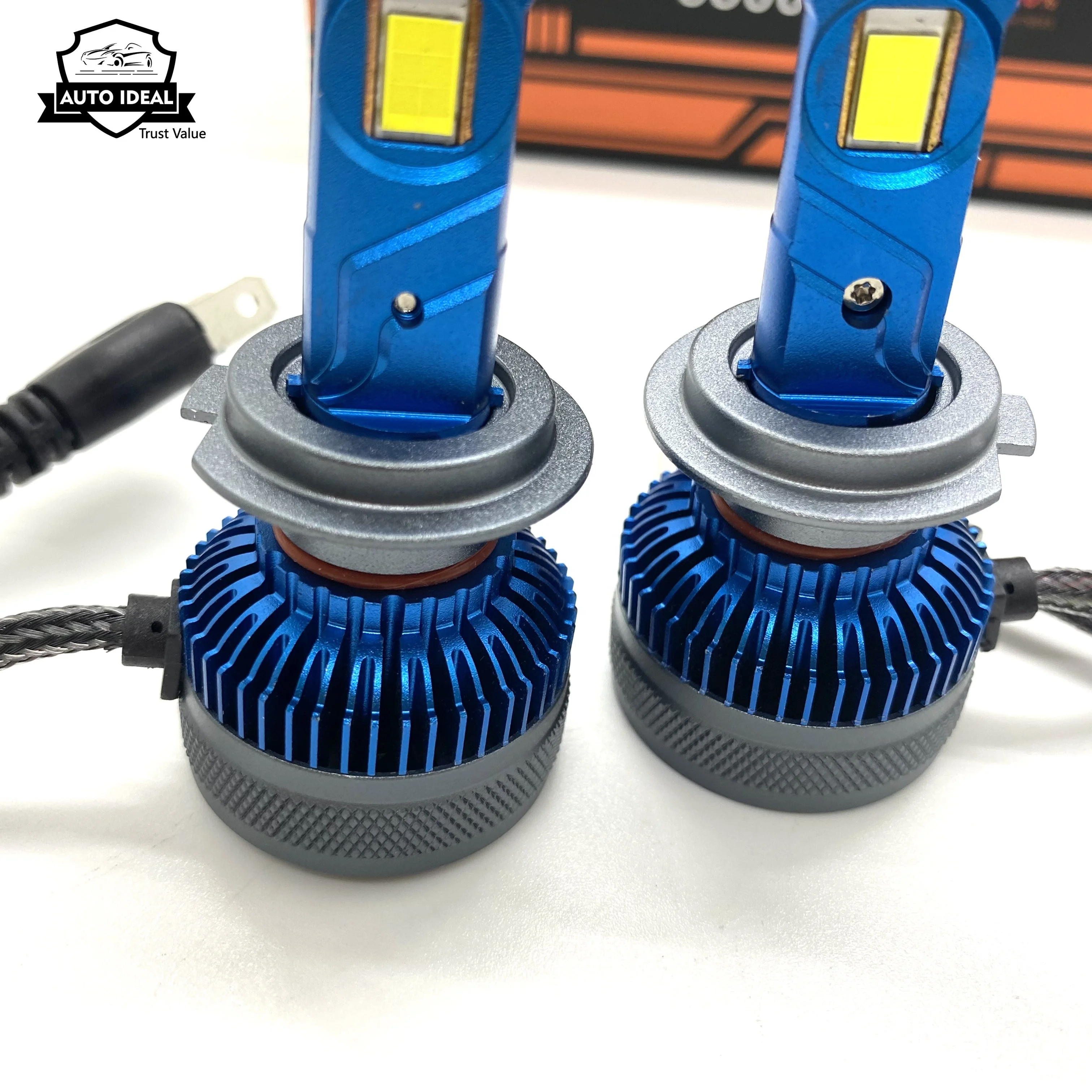 Super Bright LED Headlight Bulbs White Light 130W 18000 Lumens H4 Led Headlamp H7 H11 9007Car Headlight Light Bulb Canbus