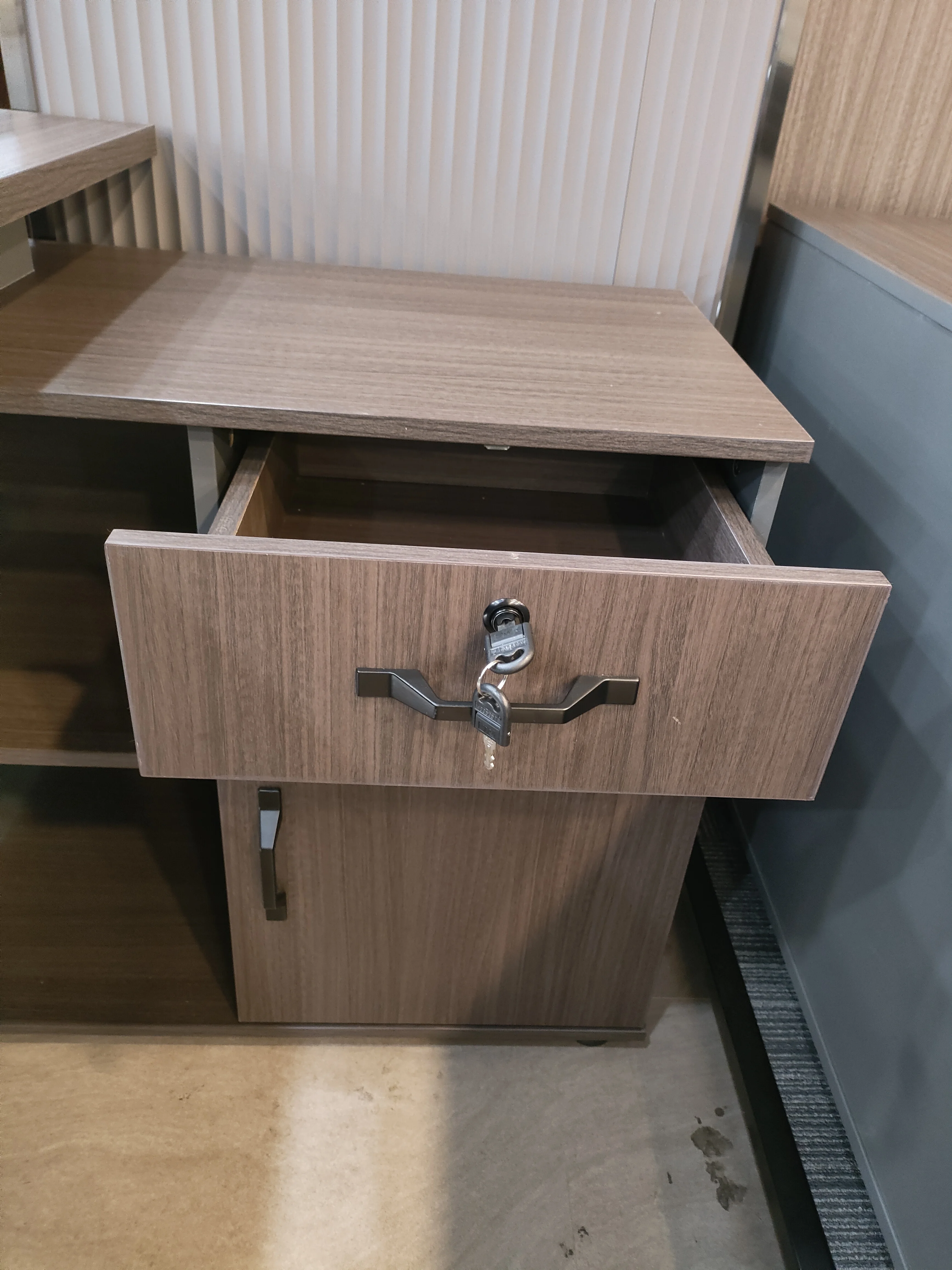 Hot sales Melamine  desk  Modern Office Furniture  Factory Wholesale Foshan Sale OEM Customized