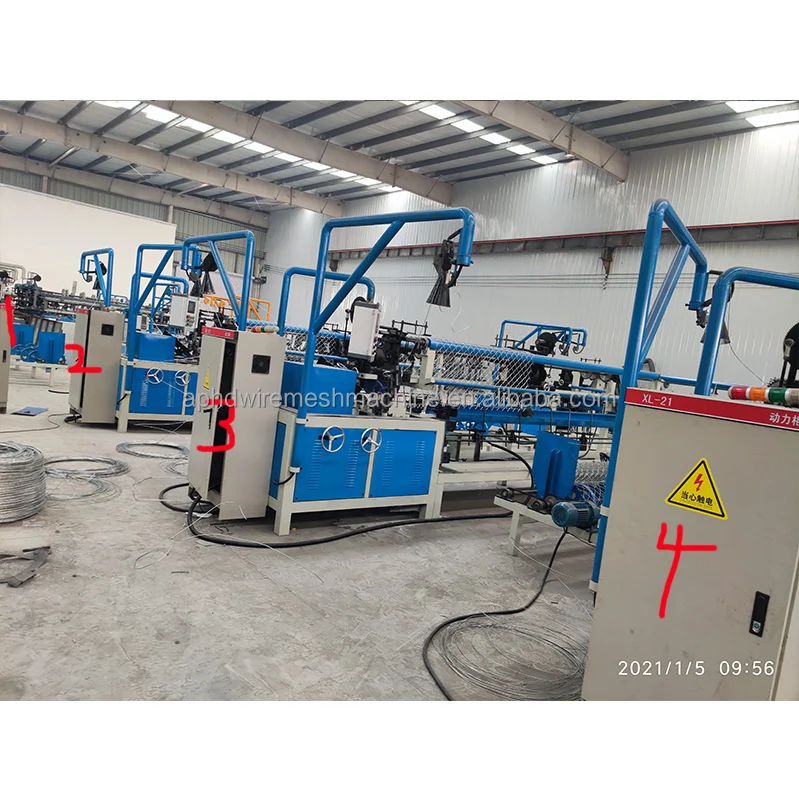 Double Wire Feeding Full Automatic High Speed Grass Wall Lawn Decoration Wire Mesh Chain Link Fence Machine Factory Price