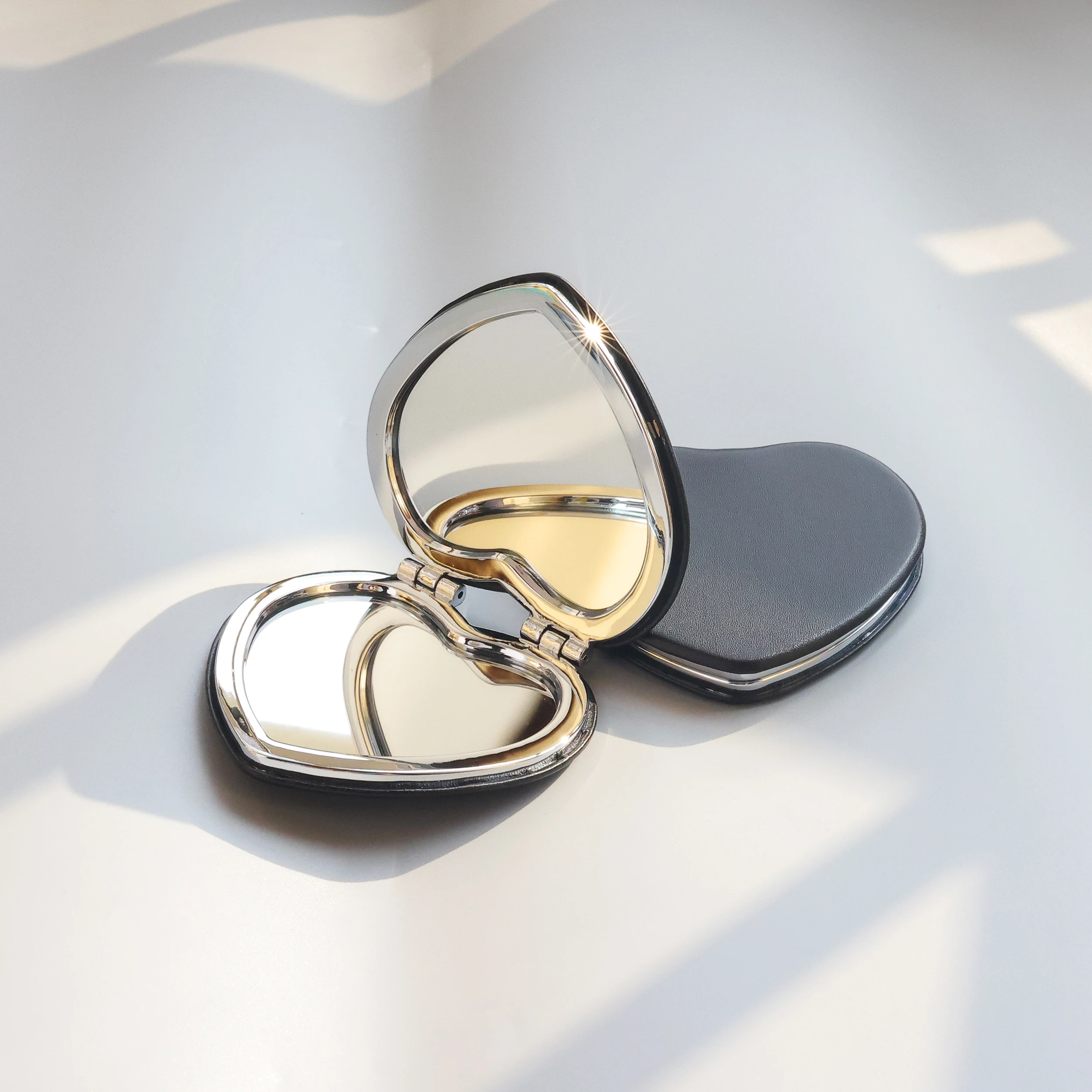 Color heart-shaped mirror PU MINI Pocket mirror Travel pocket round Double Side mirror For Makeup