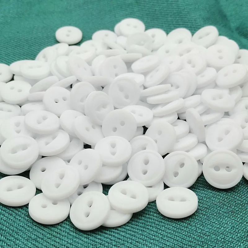 18L 11.5mm 2 holes fish eye resin button with rim in dull white color, dyeable resin button
