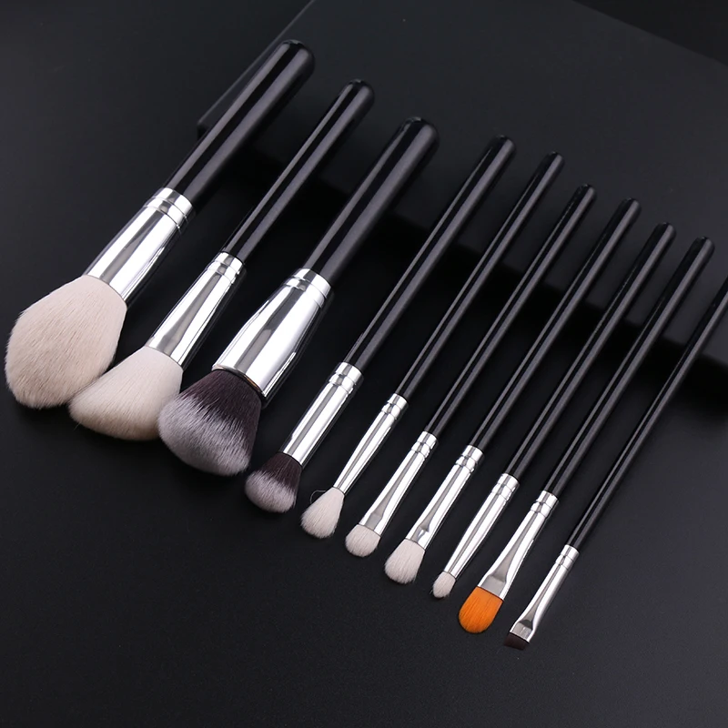 IPRESTA Made In China Cosmetic Wood Handle Private Label Logo Custom Makeup Brushes Set Kits Shiny Black