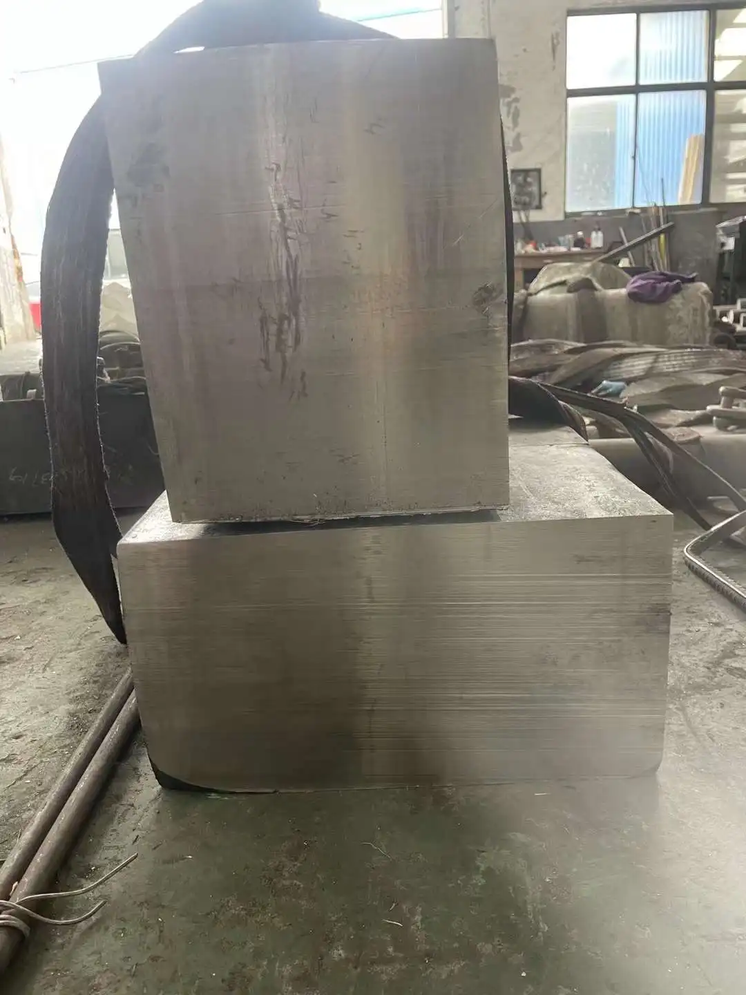 CD-4MCu кованая круглая пластина из сплава