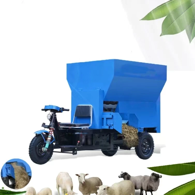 Three wheel cattle farm spreader/ Farm manure spreading machine /Three wheel spread fertilizer truck