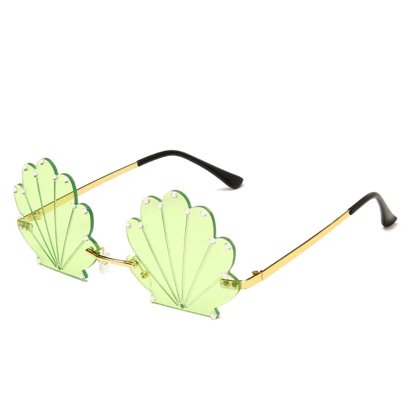 
2021 wholesale beach shell anti UV exaggerated glitter wedding props glasses luxury sun glasses fashion funny uv sunglasses 