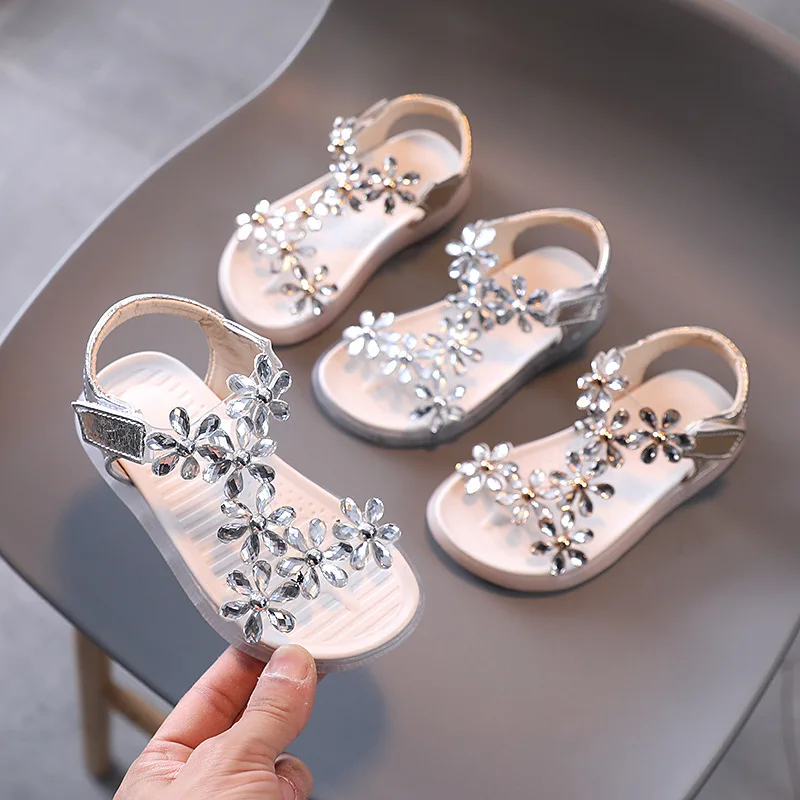 Fashion Girls Sandals Summer New Beach Rhinestone Flowers Soft Sole Princess Shoes For Children